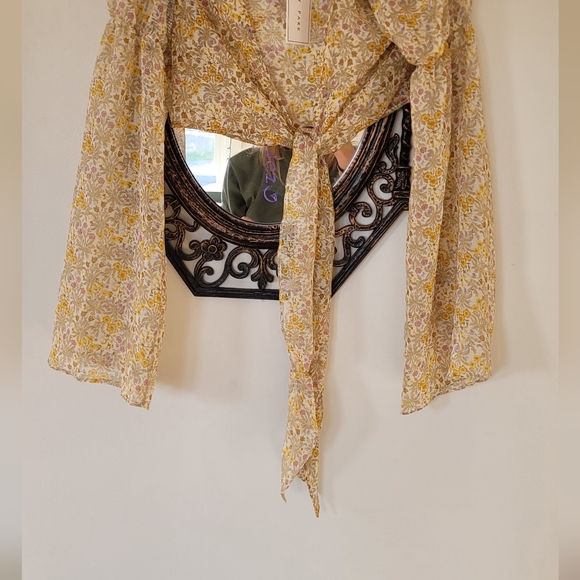 Emory Park Crop Tie - Picture 3 of 3